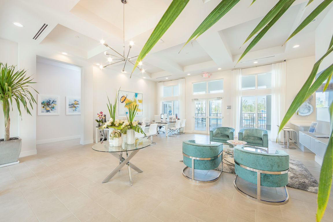 The Olivia apartments in Homestead, FL - Resident Lounge