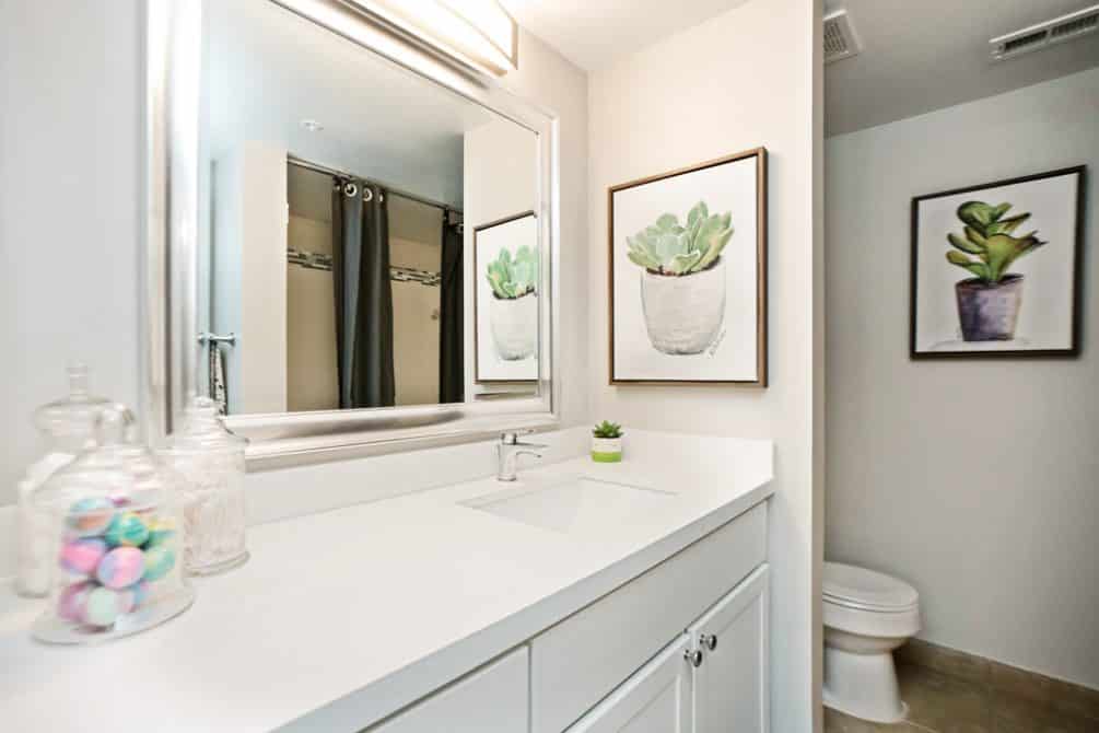 Wyndham Bathroom Vanity 36 With Top Cleance
